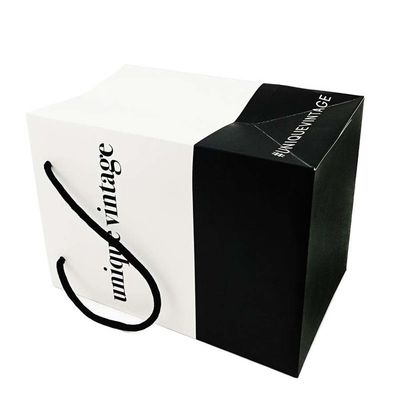 OEM Προσαρμοσμένα σχέδια Luxury Matte Gift Shopping Paper Bag με λογότυπο για ρούχα παπούτσια