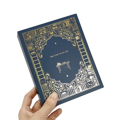 Προσαρμοσμένη εκτύπωση πολυτελούς συσκευασίας δώρου σε σχήμα βιβλίου για επώνυμα κεριά, premium λύση δώρου για γάμους και γιορτές