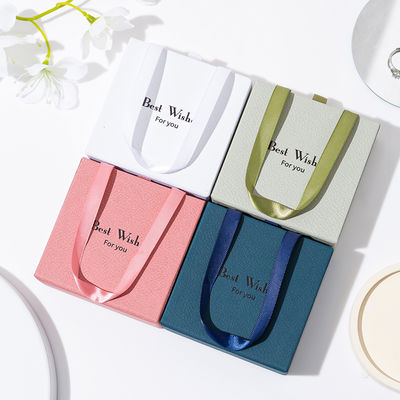 Πολυτελή Προσαρμοσμένα Τυπωμένα κουτιά κοσμημάτων από χαρτί kraft για σκουλαρίκια & κολιέ Ανακυκλώσιμο κουτί δαχτυλιδιού από χαρτί Οικολογική συσκευασία δώρου για γυναίκες