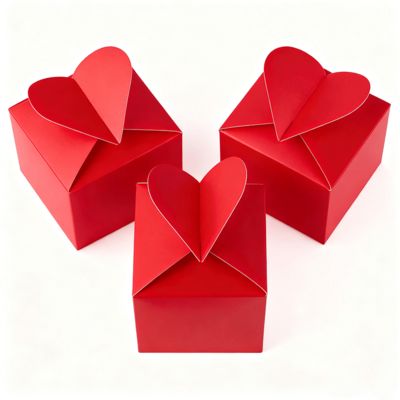 Απελευθερώστε τη γοητεία Αγάπη Το αποκλειστικό μας κουτί καρδιάς με γυαλιστερό ματ πλαστικοποίηση, σφουγγάρι επένδυσης, κάθε ξεχωριστή στιγμή, λαβή, κεριά