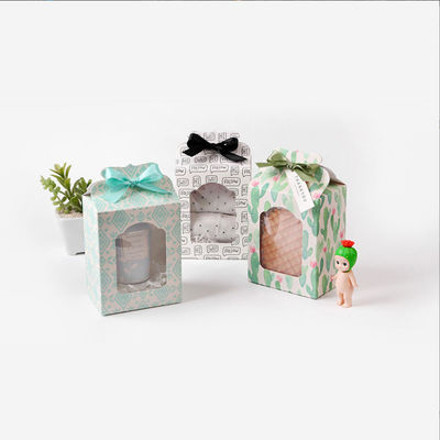 Προσαρμοσμένα παιχνίδια Κοσμητικά ρούχα Καρτόνι Διαφανής Προσαρμοσμένη συσκευασία κούκλας κουτί με διαφανές παράθυρο PVC